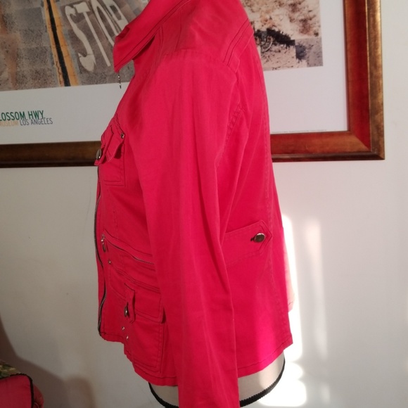 Ruby Cho Red zippered jacket. Size M - Picture 6 of 8